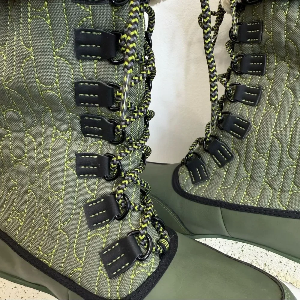 L.L. Bean Green TEK 2.5 Ultralight Pac Tall Snow Boot 200 Gram Primaloft Size 7